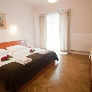 Appartement Alo Vila Klara